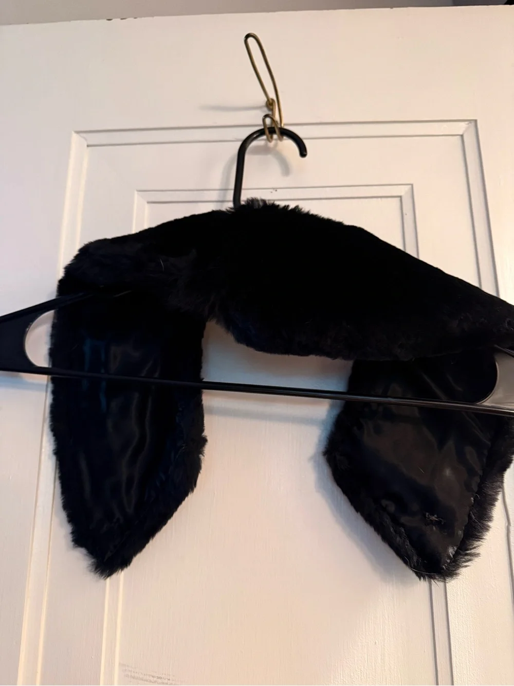 Lot of 5 Vintage Fur Collars in various fur types